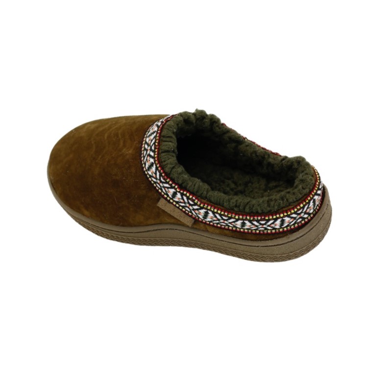 basic slippers